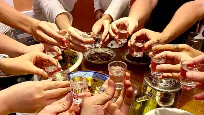 酒后吐“虚”言